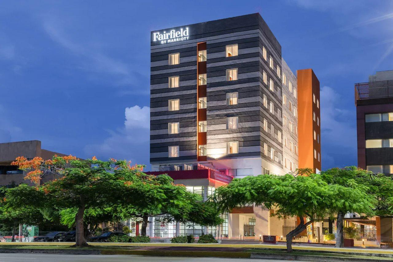 Fairfield By Marriott Inn And Suites Cancun Downtown Exteriör bild